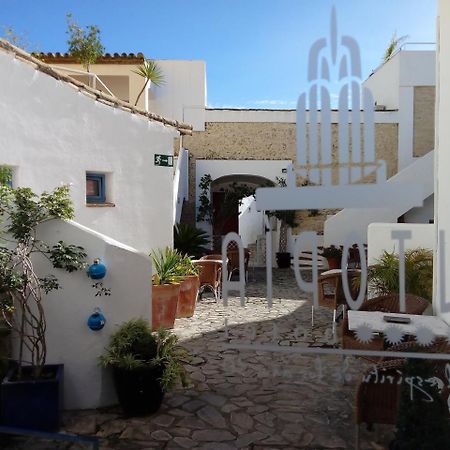 Hotel Utopia Benalup-Casas Viejas Bagian luar foto