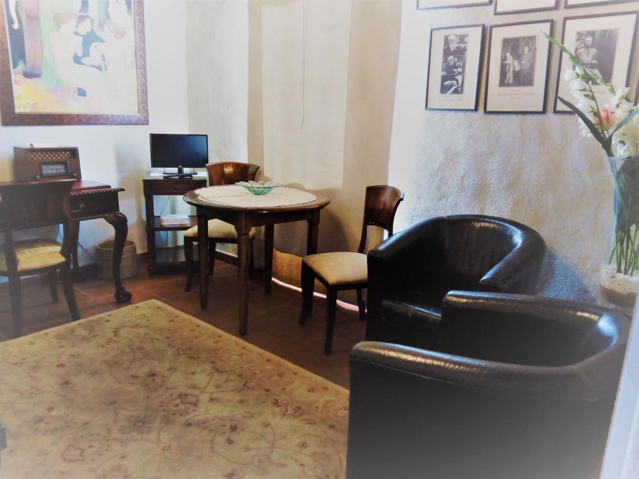 Hotel Utopia Benalup-Casas Viejas Bagian luar foto