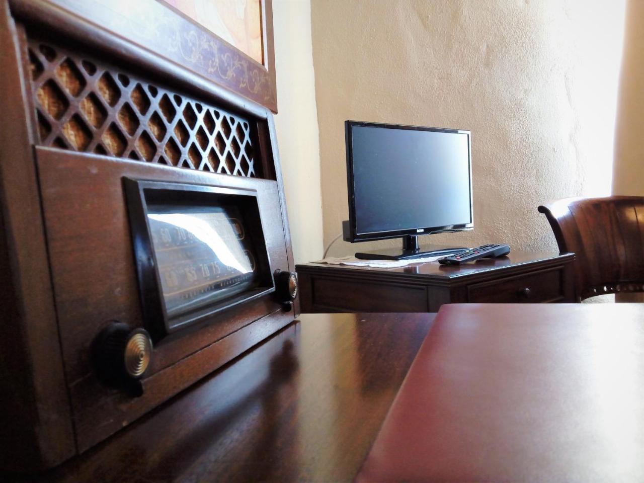Hotel Utopia Benalup-Casas Viejas Bagian luar foto