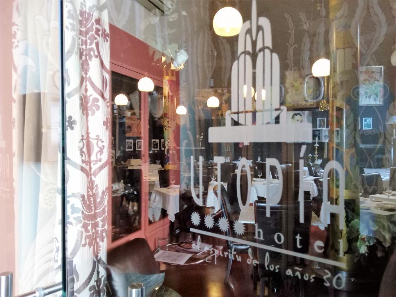 Hotel Utopia Benalup-Casas Viejas Bagian luar foto