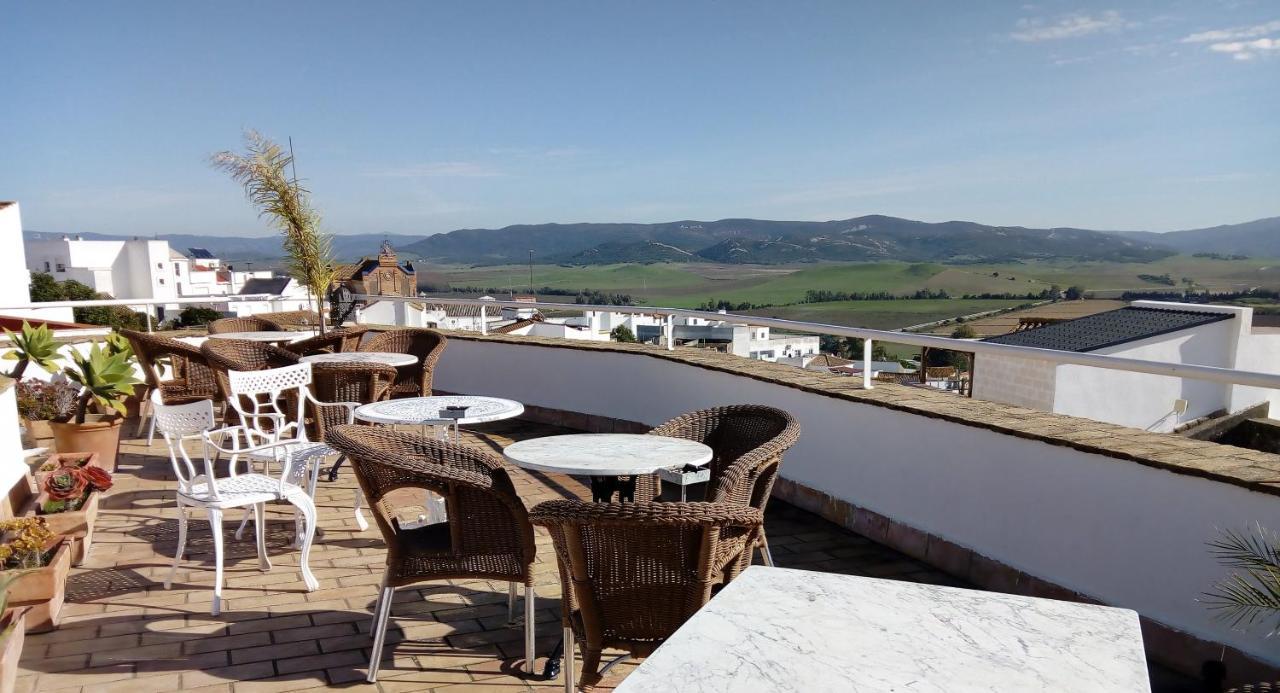 Hotel Utopia Benalup-Casas Viejas Bagian luar foto