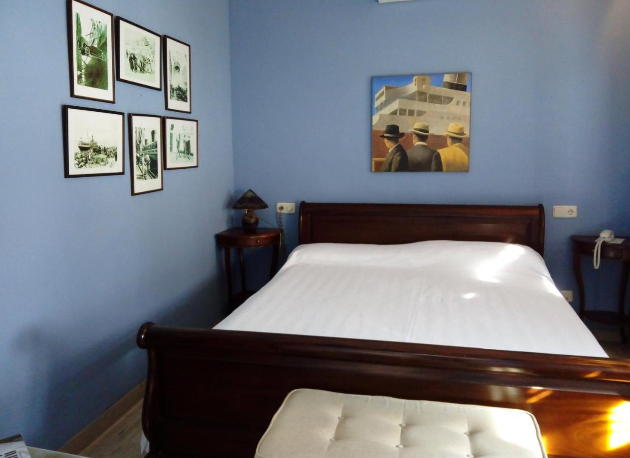 Hotel Utopia Benalup-Casas Viejas Bagian luar foto